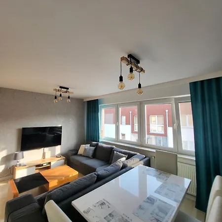 Apartament 90m2² z tarasem widokowym 350m do morza Kołobrzeg Zewnętrze zdjęcie